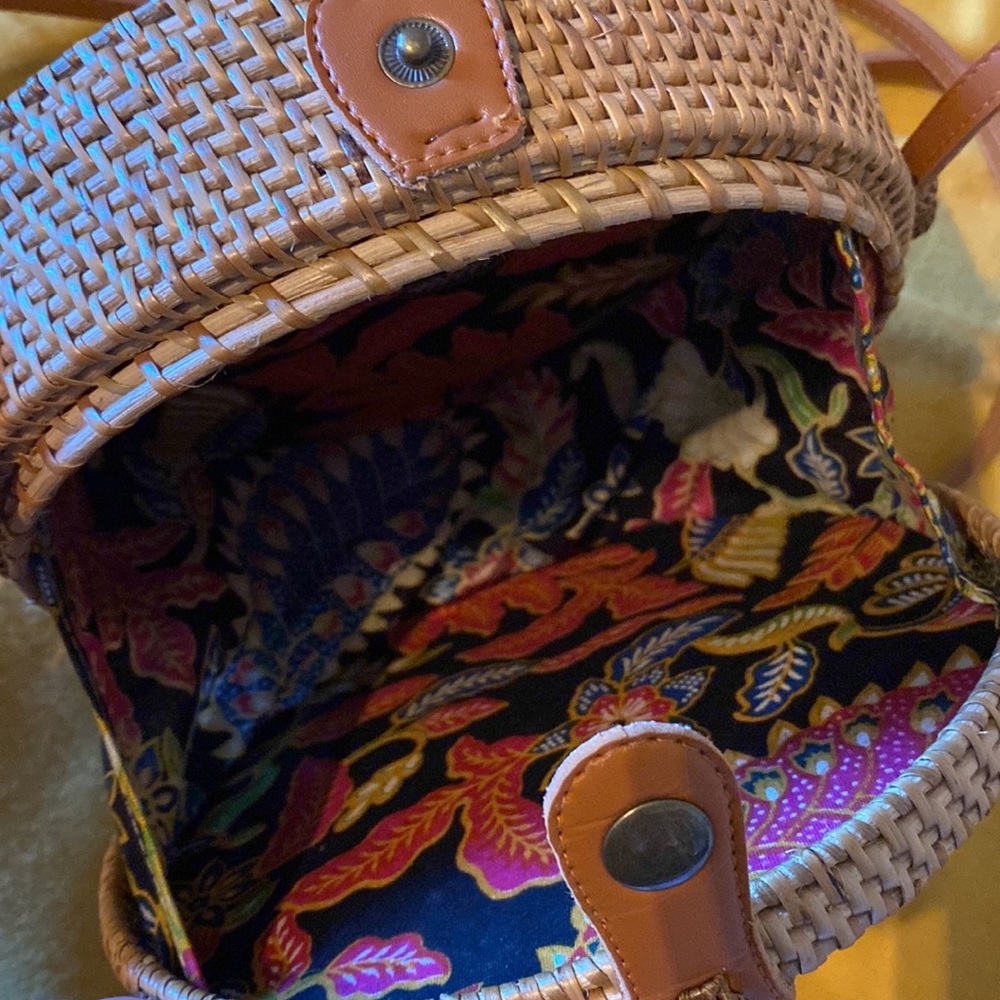 Wicker Purse - Picture 2 of 2